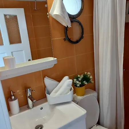 Anthie's Shore House * Isternia (Tinos)
